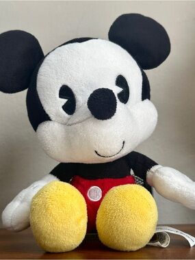 Disney Parks Authentic Mickey Mouse Plush Stuffed Toy - 9" Big Head Clean & EUC